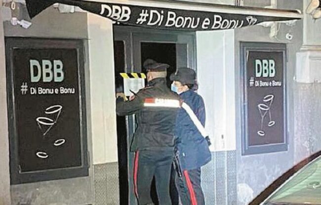 Catania, al pub “Di bonu e bonu” si mangia e si beve di notte nonostante il Covid: scattano multe e chiusura