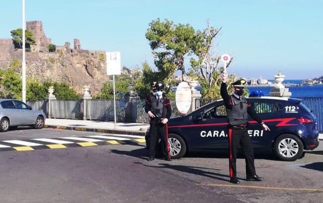 Controlli anti-Covid ad Aci-Castello, “beccati” 4 soggetti fuori dal Comune: sanzionati