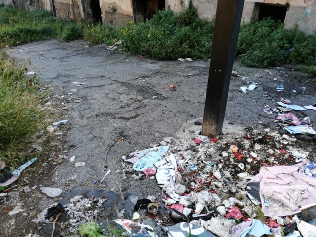 Catania, immobili abbandonati al viale Africa: le segnalazioni del consigliere Cardello