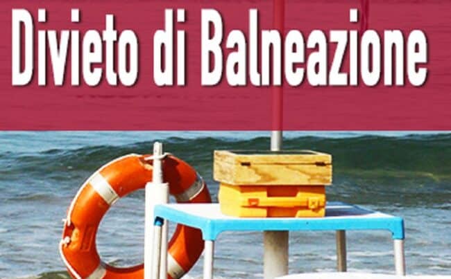 Estate 2022, scattano i divieti di balneazione in città: l’ELENCO dei punti “off limits” per i bagnanti