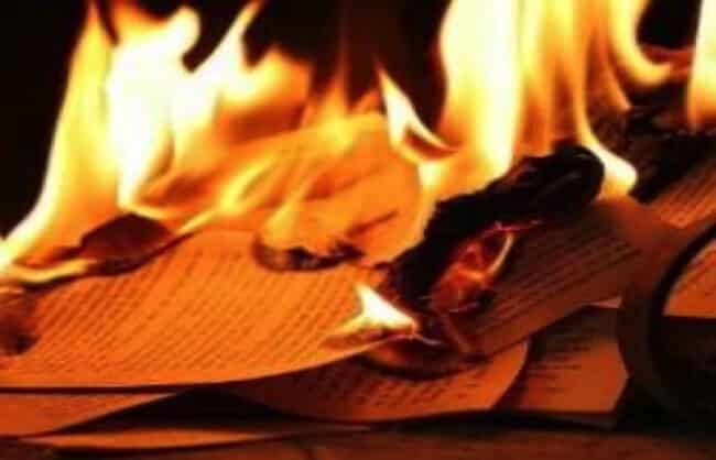 Mazara del Vallo, incendio colpisce struttura comunale: diverse pratiche rovinate dalle fiamme