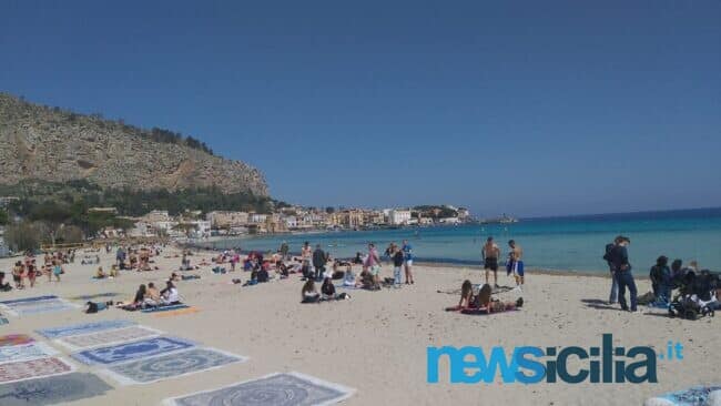 Palermo, al via la pedonalizzazione del lungomare di Mondello