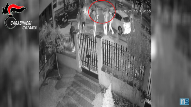 Aci Sant’Antonio, dalle minacce social alla rissa stile gang: giovane lotta tra la vita e la morte, IL VIDEO
