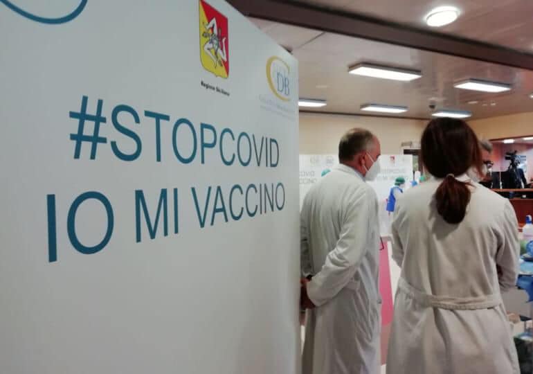 Coronavirus, la Sicilia cambia passo sui vaccini: 85% di somministrazioni, ieri 50mila in un giorno