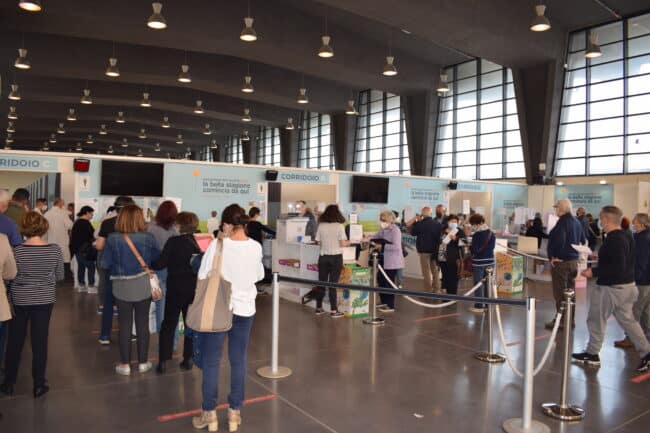 Successo di somministrazioni ieri a Catania e in Sicilia. Dott. Liberti: “Se le persone non si avvicinano ai vaccini, avviciniamo i vaccini alle persone”