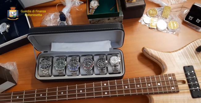 Lingotti d’oro, Ferrari e macchine di lusso, frode al Fisco: maxi sequestro per consulente siciliano – VIDEO