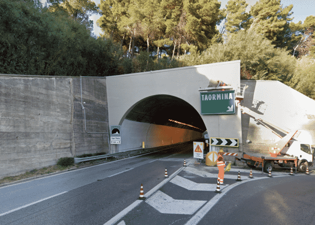 Lavori sulle autostrade A18 e A20, ecco l’elenco degli interventi e dei tratti interessati