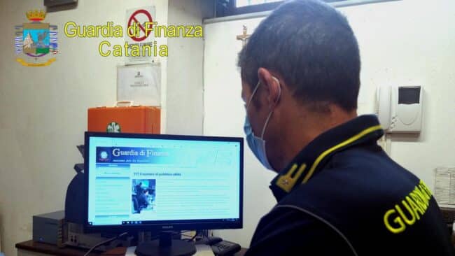 Sigarette alla canapa, chiuso sito Bongae: sequestro e denuncia per il titolare Andrea Bonanno