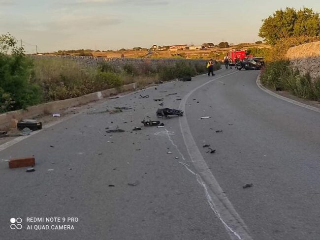 Grave incidente sulla SP13, migliorano le condizioni del 21enne di Vittoria – Le FOTO