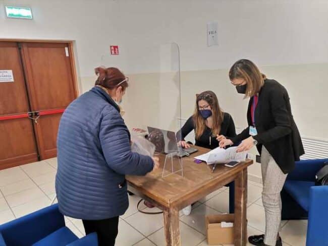 Isole Covid free, non si arresta la campagna vaccinale. Musumeci: “Pronti a ospitare milioni di turisti”