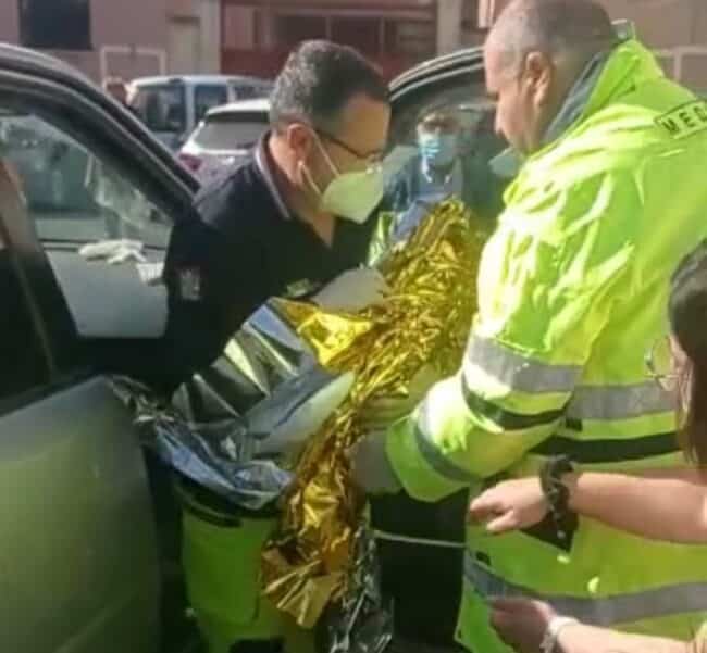 Si rompono le acque durante il tragitto per il Garibaldi: Emma nasce in auto