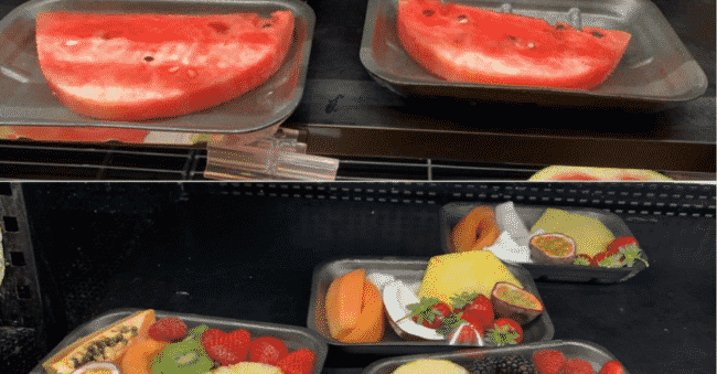 Troppa plastica nei supermercati, attenzione alle confezioni di frutta: come salvare il pianeta con “poco sforzo” – INTERVISTA