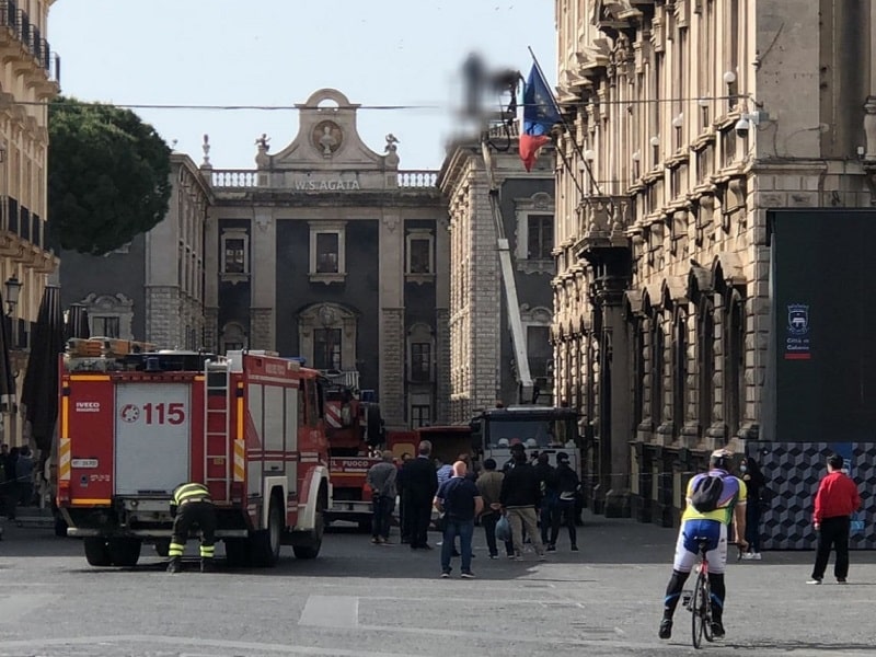 Catania, voleva evitare vendita all’asta di un capannone: novità sulla vicenda del tentato suicidio