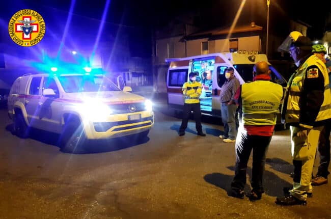 Momenti di apprensione nel Catanese, 51enne disperso: ritrovato e affidato ai sanitari del 118