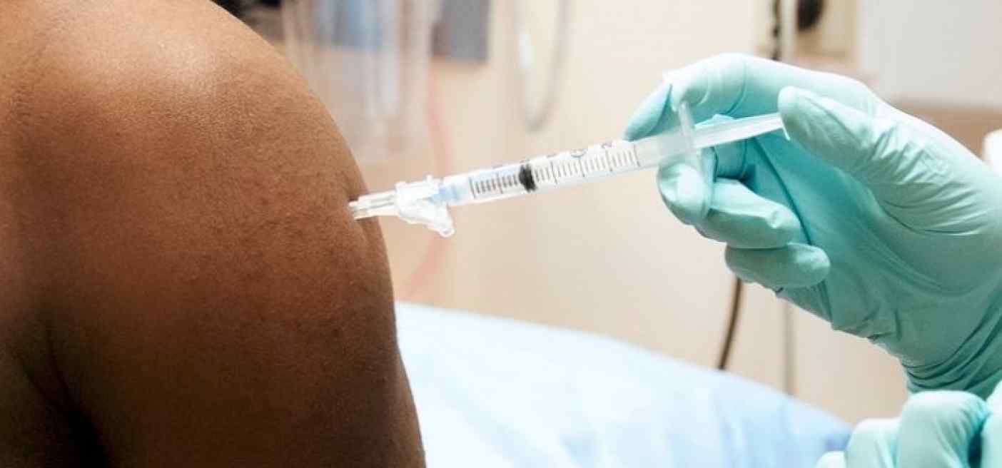 Medici senza vaccino anti-Covid, a Palermo in centinaia rischierebbero la sospensione dal lavoro