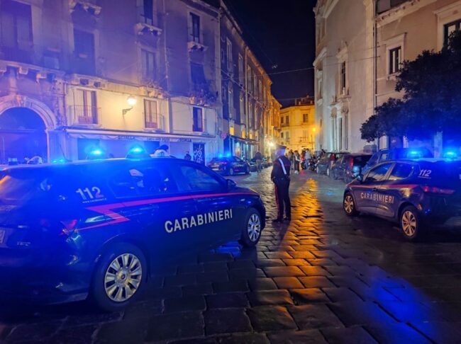 Covid Catania, controlli nel centro storico: sanzionati esercizi commerciali e cittadini irrispettosi delle norme