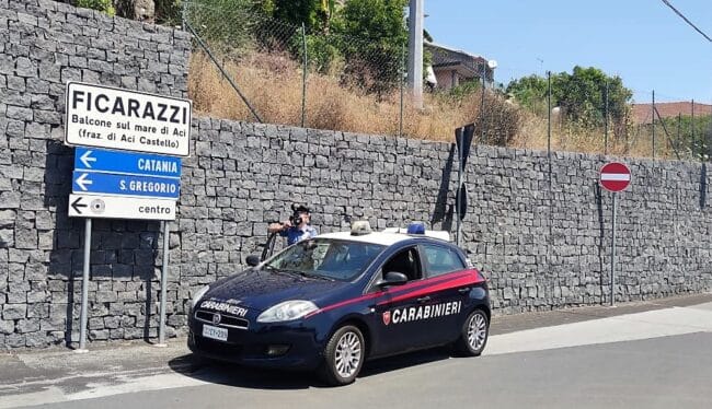 Tentato furto in abitazione, “beccati” quattro pregiudicati catanesi: tutti agli arresti domiciliari