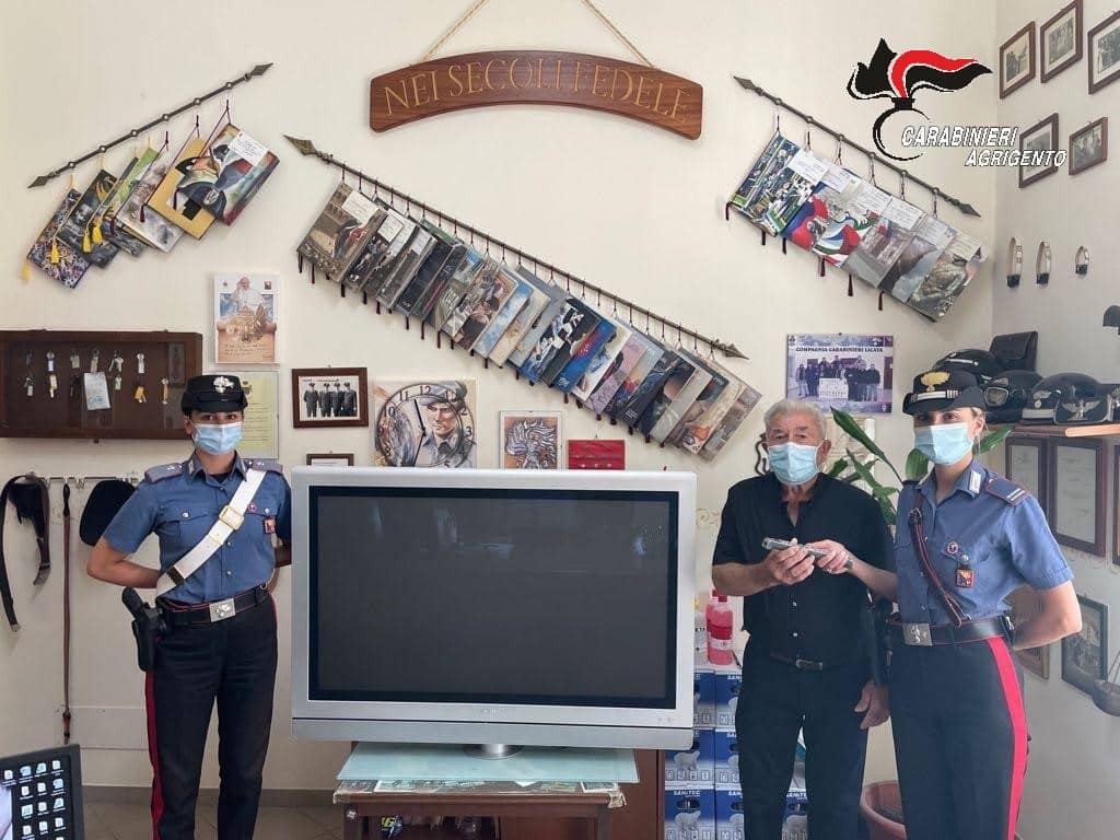 Rubato un televisore ad anziano, i carabinieri rintracciano l’autore del furto