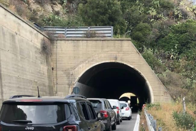 Sicilia, da domani bollino rosso nelle autostrade