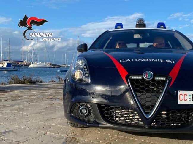 Pachino, fuori dall’abitazione nonostante i domiciliare: arrestato 70enne