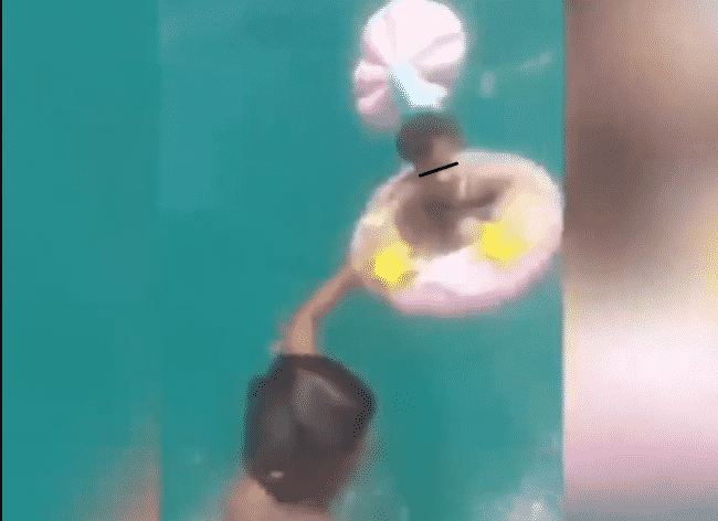 Choc in spiaggia, bambina portata via dalle correnti: recuperata a due chilometri dalla costa, il VIDEO