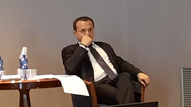 De Luca replica a Schifani: “Impossibile solo pensare un accordo politico con lui”