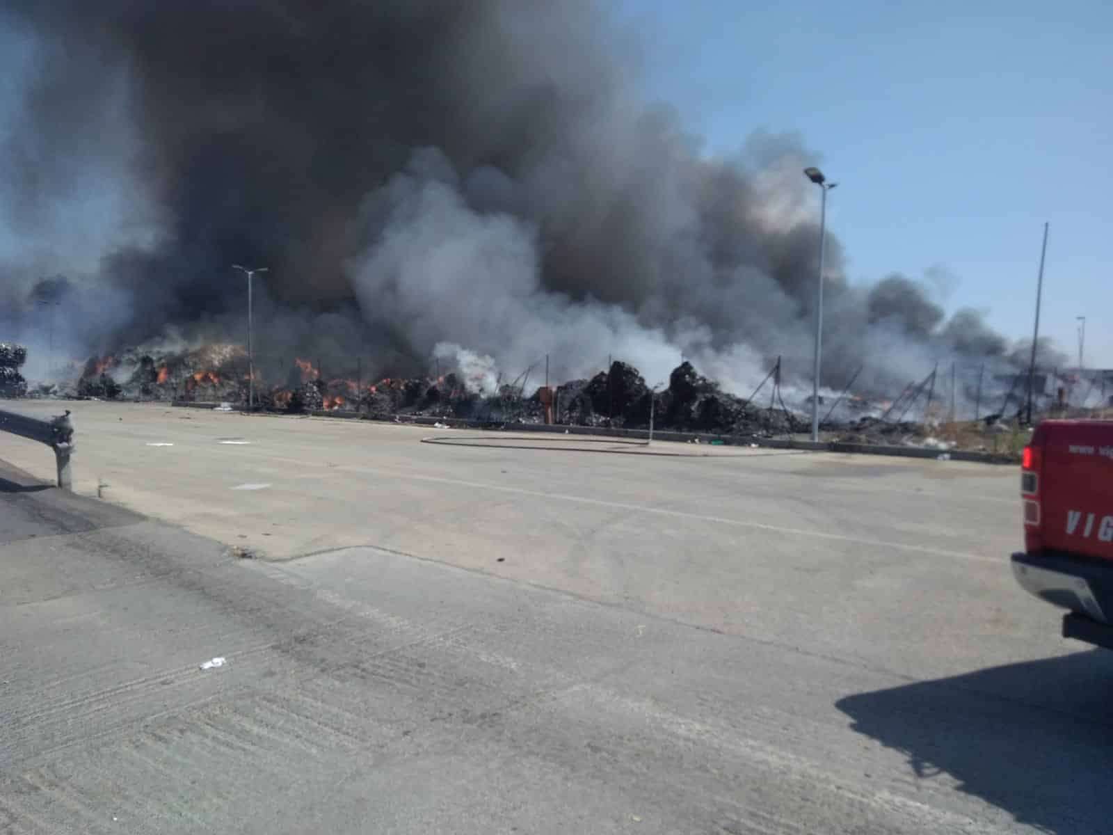 Devastante incendio Zona Industriale del Catanese, sindaco: “Se confermata natura dolosa, atto criminale di inaudita gravità”
