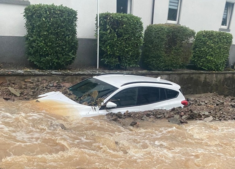 Catastrofe in Germania, almeno 11 morti e 70 dispersi. Due sono vigili del fuoco: maltempo e inondazioni