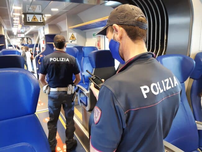 Ispezioni nelle stazioni della Sicilia: 1 arresto, 1 indagato e oltre 3mila persone controllate