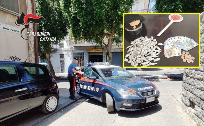 Detenzione e spaccio nel Catanese, doppio arresto dei carabinieri: manette per due 19enni