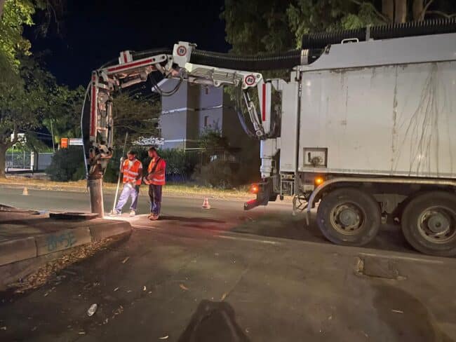 Catania, arriva il Canal Jet: partono i lavori di pulizia delle caditoie. “Azione di prevenzione pre piogge autunnali”