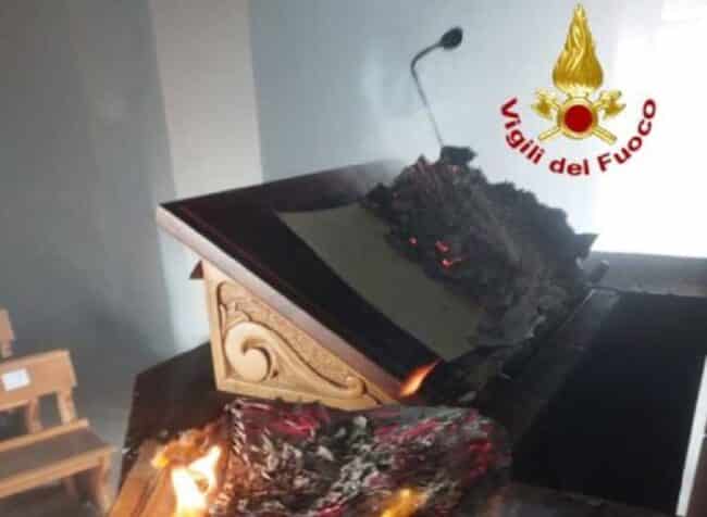 Attentato incendiario al Santuario, “raptus dovuto a motivi personali”: la confessione dell’arrestato