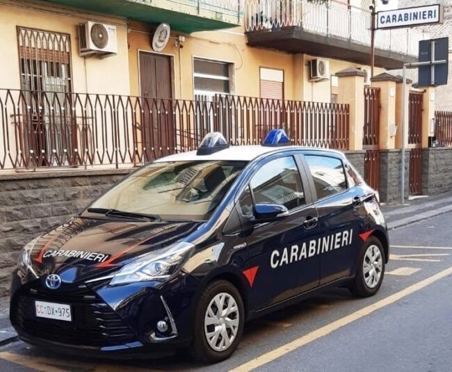 Arancini “indigesti” per un catanese, viola i domiciliari e viene arrestato: manette per un 34enne