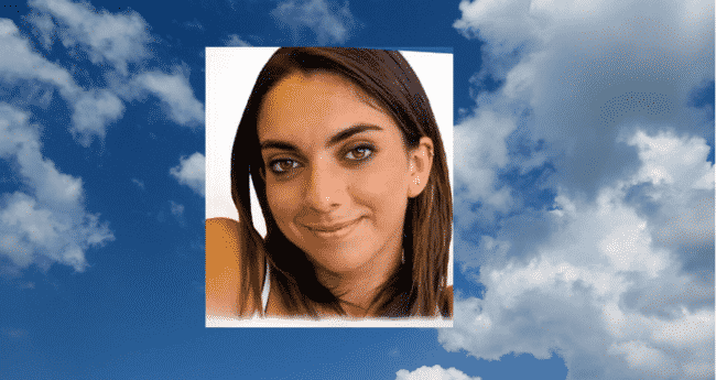 Claudia Cassibba, ieri i funerali della 21enne morta sulla SS 117 bis: lanciati palloncini in cielo