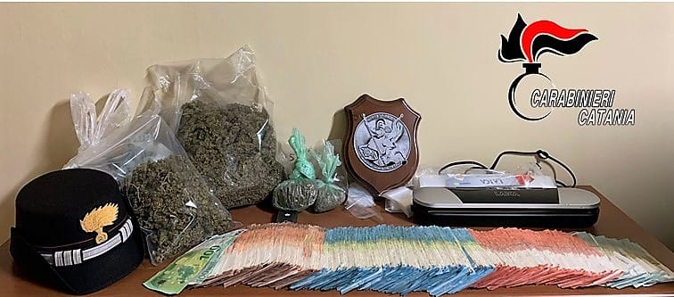 Catania, spacciatore raggiunge via Padova con la E-Bike City: scatta il carcere