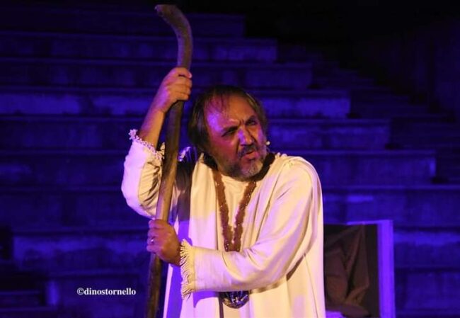Castello di Donnafugata, in scena il mito di Sofocle: Salvatore Guglielmino è Edipo Re