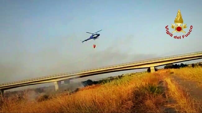 Macchia Mediterranea di Catania e provincia “divorata” dagli incendi: gli ultimi interventi – FOTO