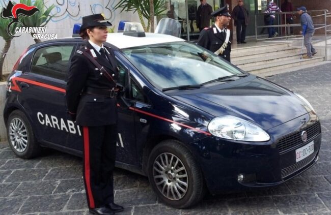 Ricercato da due anni, blitz dei carabinieri: scattano le manette per un uomo