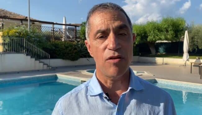Lo chiedo al pediatra. Quali sono i benefici dell’acqua del mare? I consigli del dottor Sinatra – VIDEO INTERVISTA
