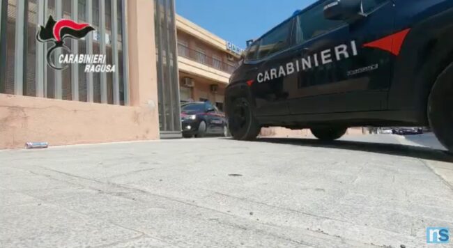 Residenti disperati, 3 arresti all’alba: spaccio di cocaina per 30mila euro di guadagni – Il VIDEO