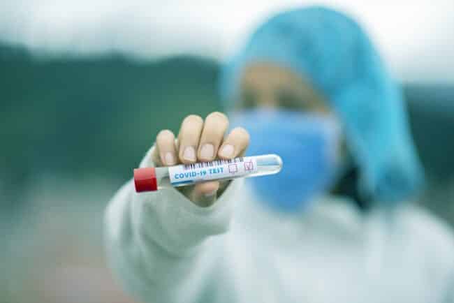 Aumentano i contagi in una scuola dell’Agrigentino: nuovo studente positivo. Tutto è partito da un docente no-vax