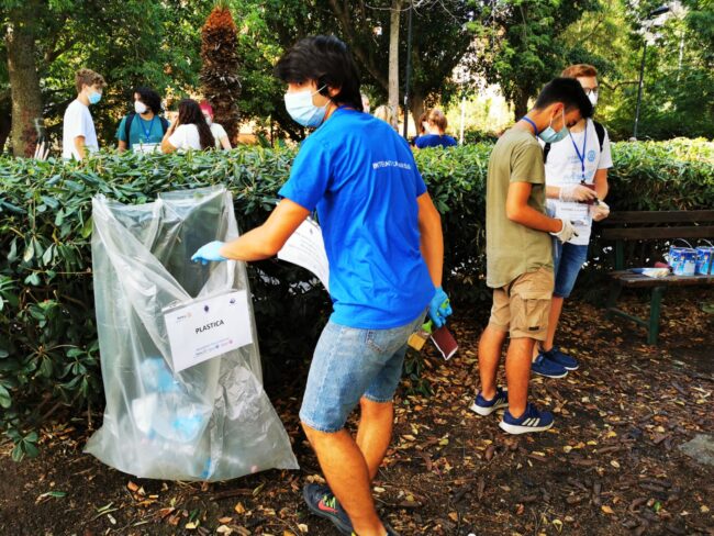 Parco Falcone, ancora un intervento di ripristino stavolta dei volontari del Rotary Catania Sud