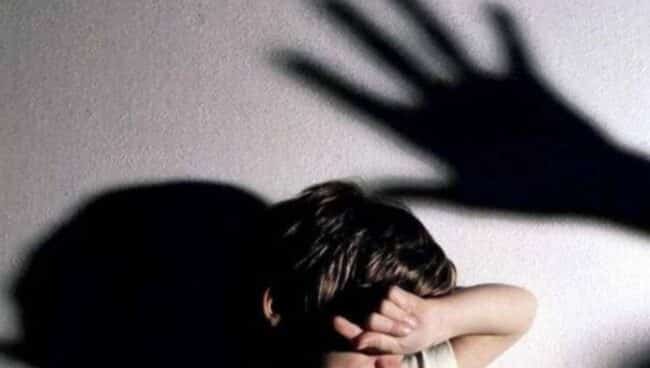 Abusi sessuali su minori, Brigadiere e “mister” allenava e violentava piccole leve: in carcere