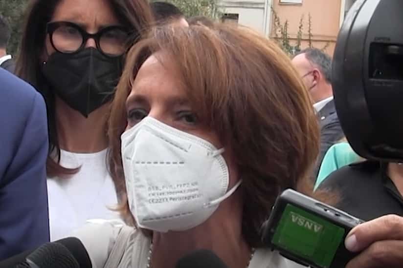 Povertà e disagio sociale, il ministro Bonetti a Catania: “Lo Stato è nelle periferie, assegno unico risposta ai bisogni” – VIDEO