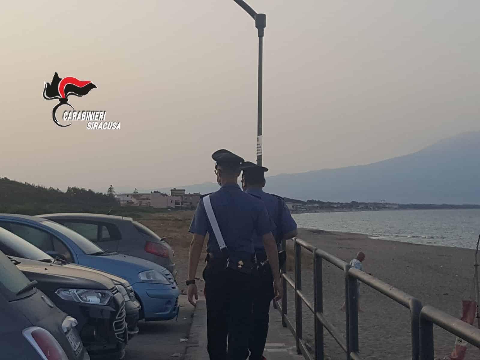 Positivo al Covid, cittadino lo riconosce e chiama i carabinieri: denunciato un 42enne, rischia l’arresto