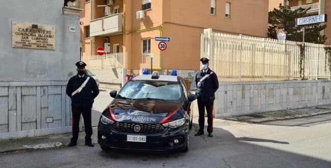 Scaricano rifiuti speciali nei cassonetti per la raccolta di quelli urbani: denunciati due operai di impresa edile