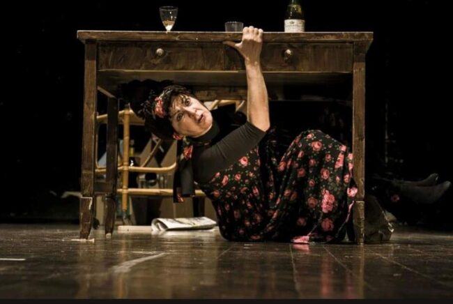 “Esco o non esco”, lo spettacolo di “Teatro Drao e Teatro Tre” di Ancona in gara alla VI edizione del Gran Premio Nazionale Teatro Amatoriale