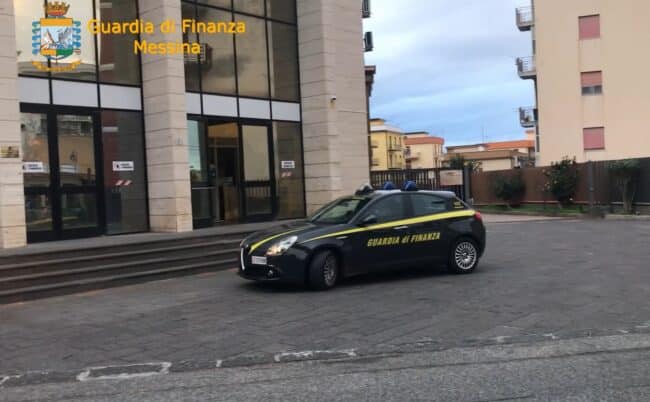 Maxi truffa allo Stato, fatture false per 21 milioni di euro e opere mai avviate: scattano gli arresti – VIDEO