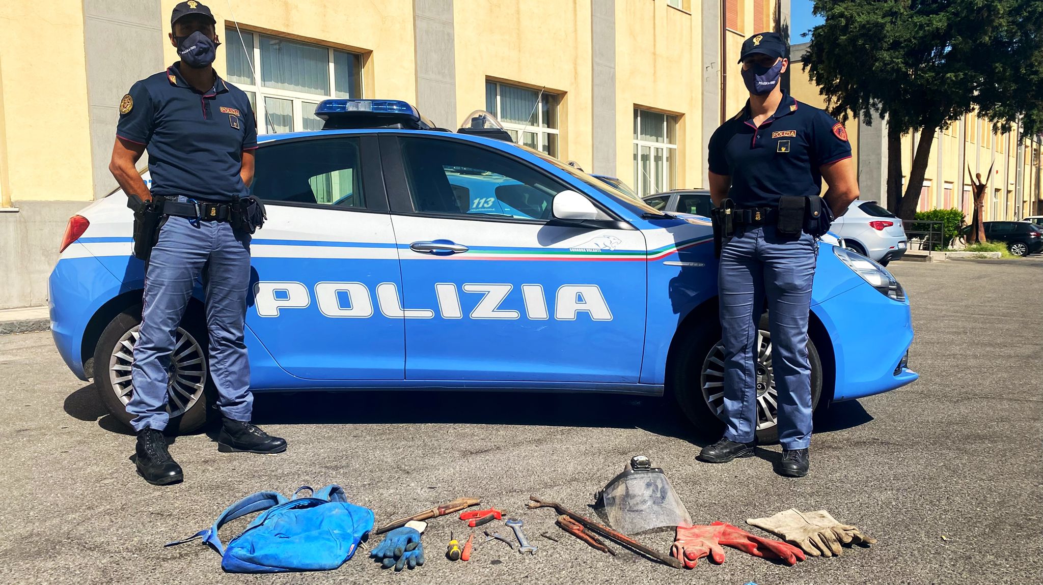 Sorpresi a rubare nell’ex birrificio Messina: in manette 4 soggetti