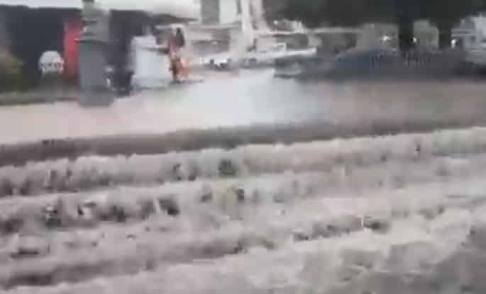 Il maltempo investe la Sicilia: bomba d’acqua a Catania, piogge intense anche in altre province